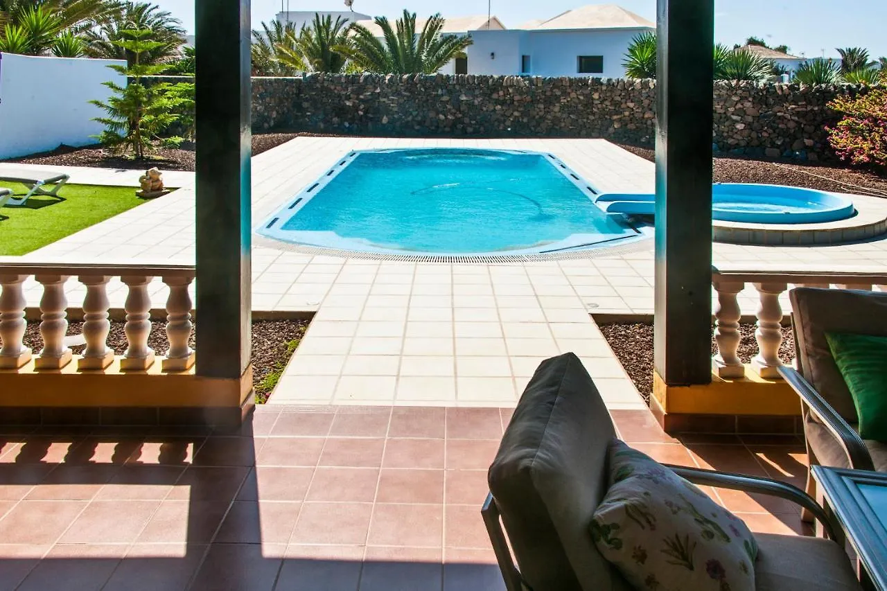 Semesterbostad Vistamalpei Villa Cotillo